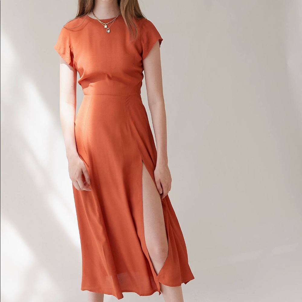 UO Lindsay Cap Sleeve Open Back Midi Dress